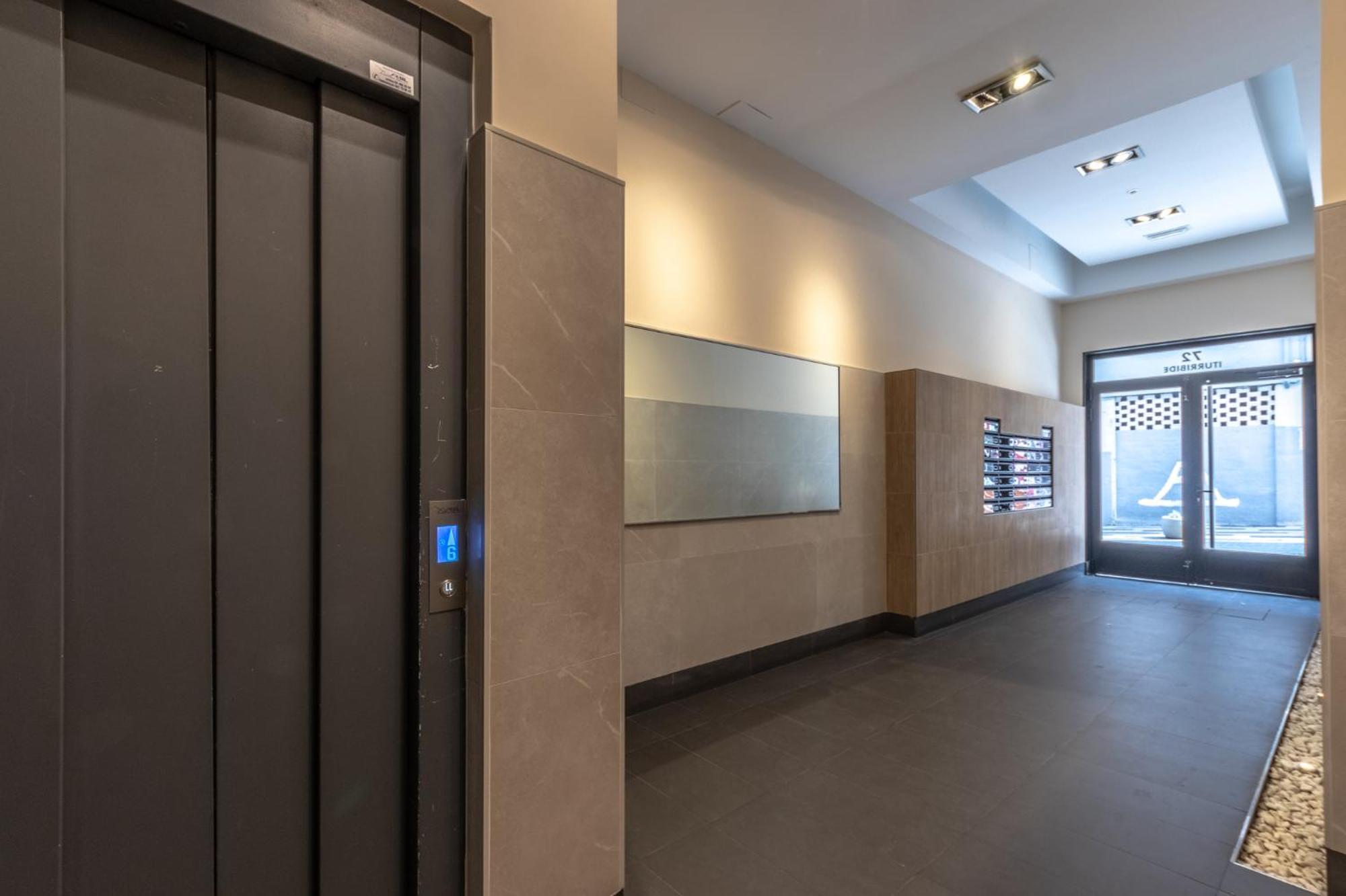 Inside Old Town By Eba Homes Bilbao Exterior foto